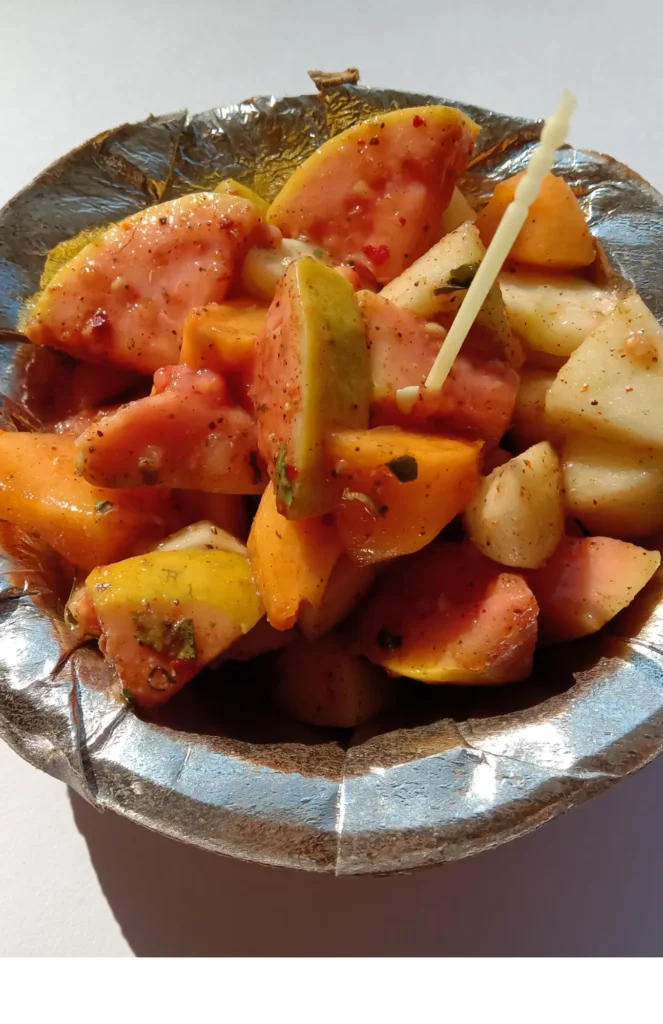 Fruit Chaat Fantasia: Colorful, Tangy, and Refreshing 🍉🍍