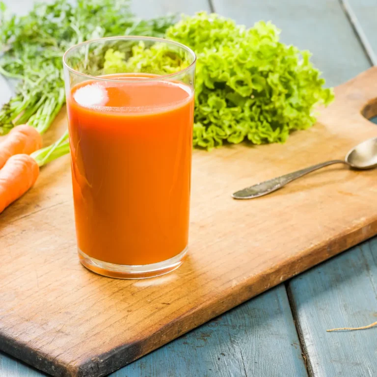 Carrot Juice Delights: Health in Every Sip!