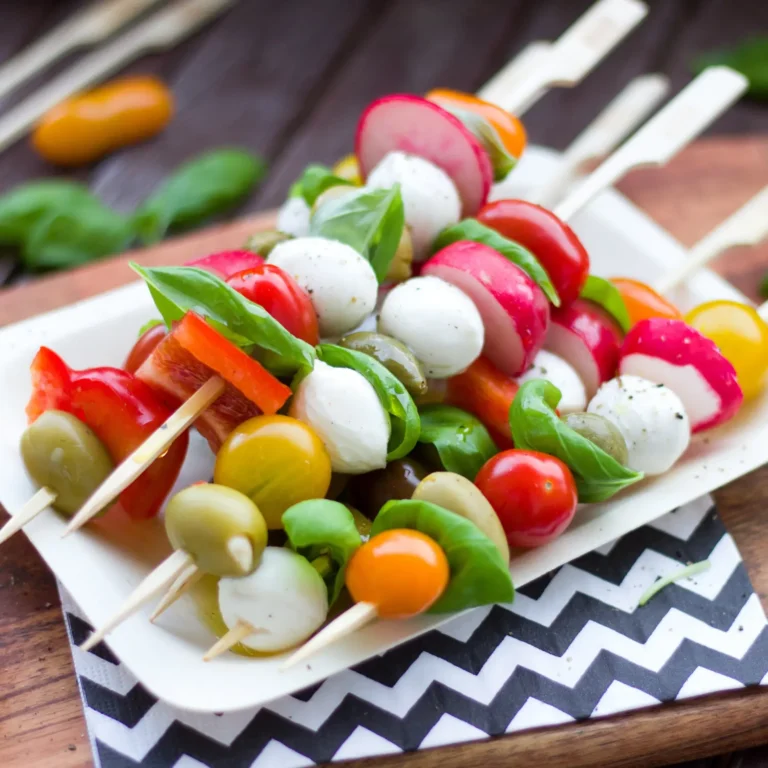 Caprese-Salad-Perfection-A-Symphony-of-Fresh-Flavors-🍅🧀