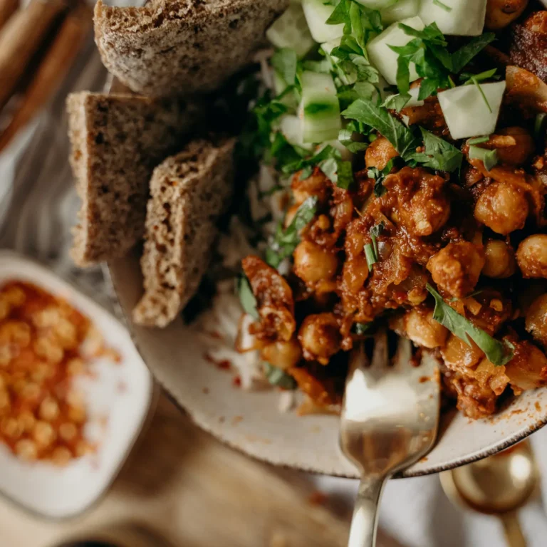 How-to-Whip-Up-Delicious-Vegetarian-Pasta-in-30-Minutes-or-Less